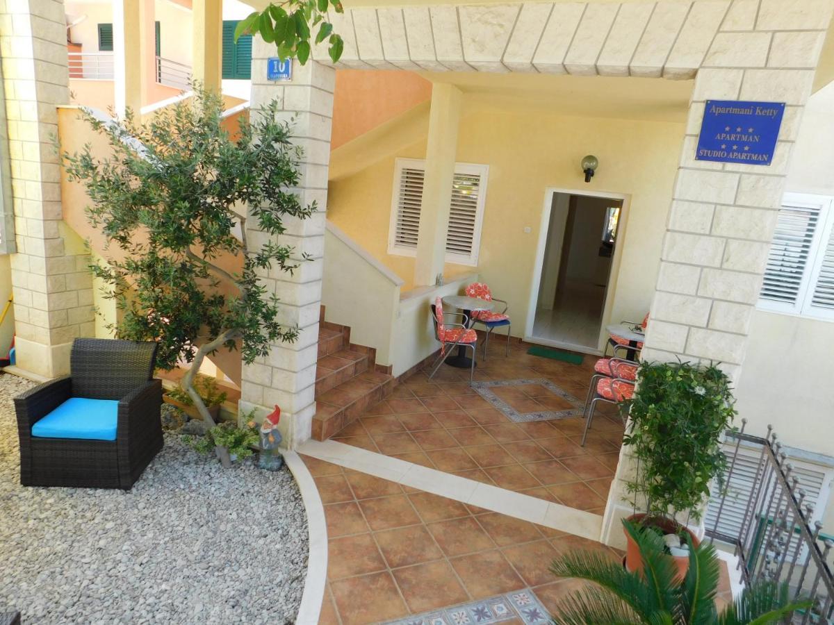 Apartment Dalmatia Ketty Makarska Exterior foto